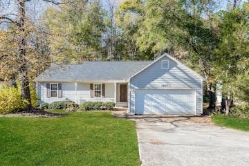 6805 Silver Maple Dr Rex, GA 30273